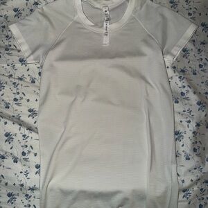 Lululemon swiftly tech white shirt sleeve